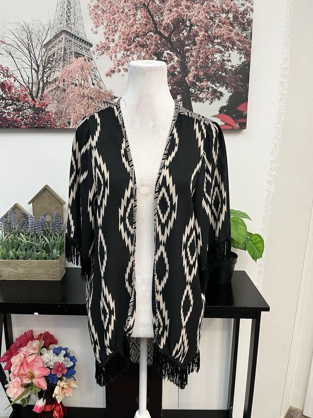 rue 21 Aztec Geometric Fringe Kimono Cardigan Women’s Size M Black White Boho